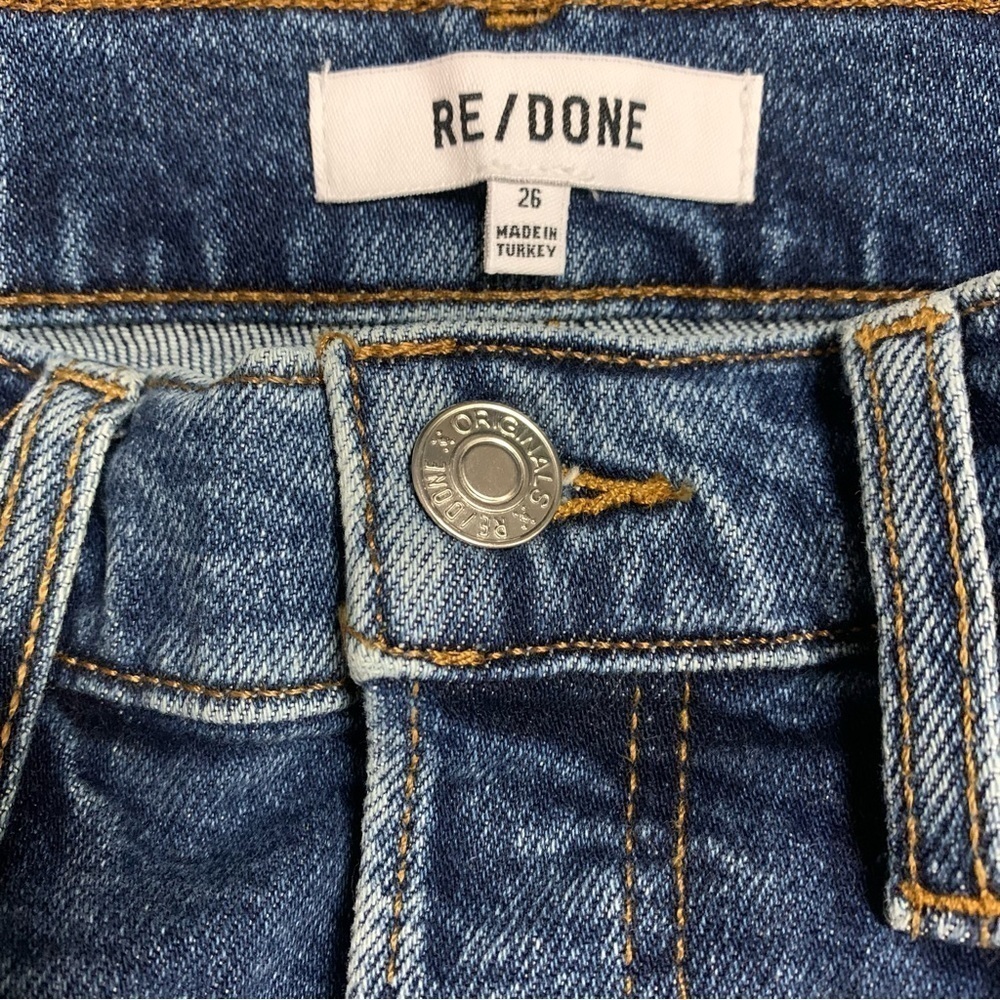 RE/DONE 70S ULTRA HIGH RISE STOVE PIPE
DENIM RAW HEMS WASH BROKEN IN DARK - Picture 9 of 16